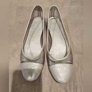 Authentic Chanel pvc flats 37.5 preowned